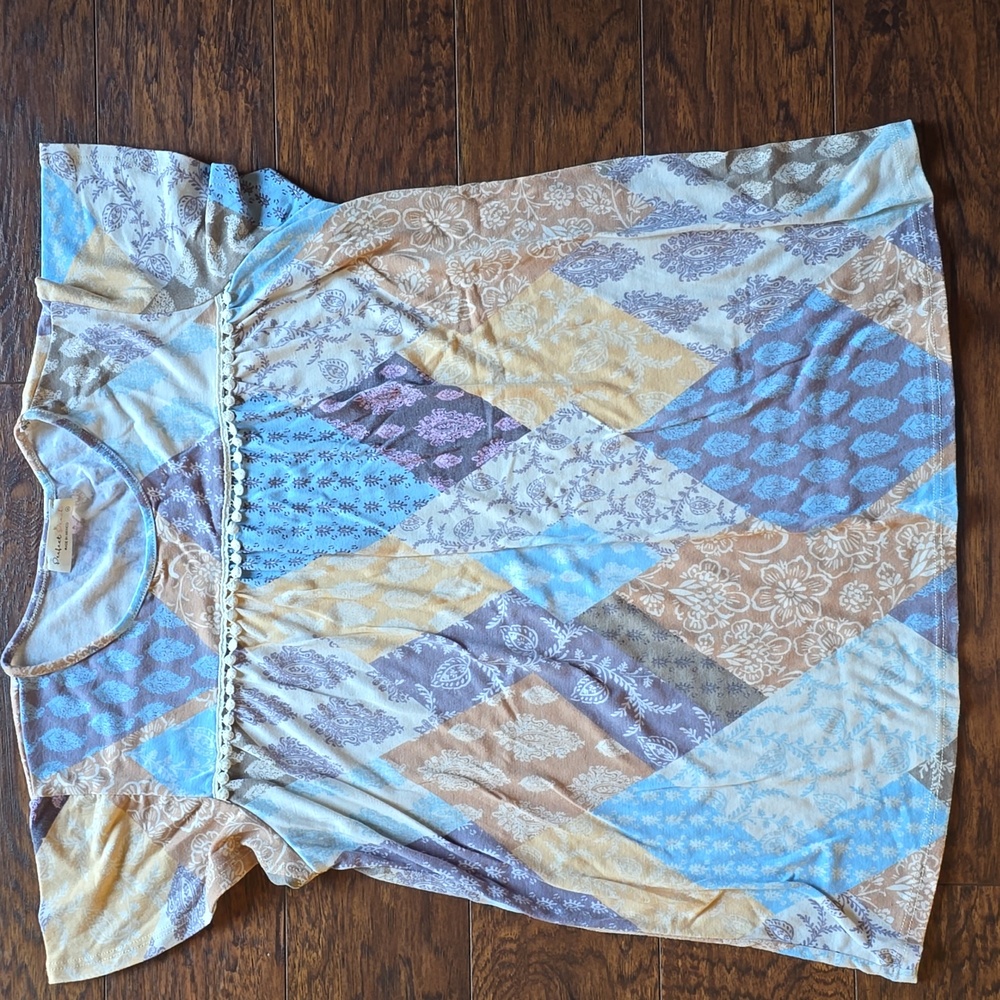 Perfect Peach Patchwork Short Sleeve Top Size Medium